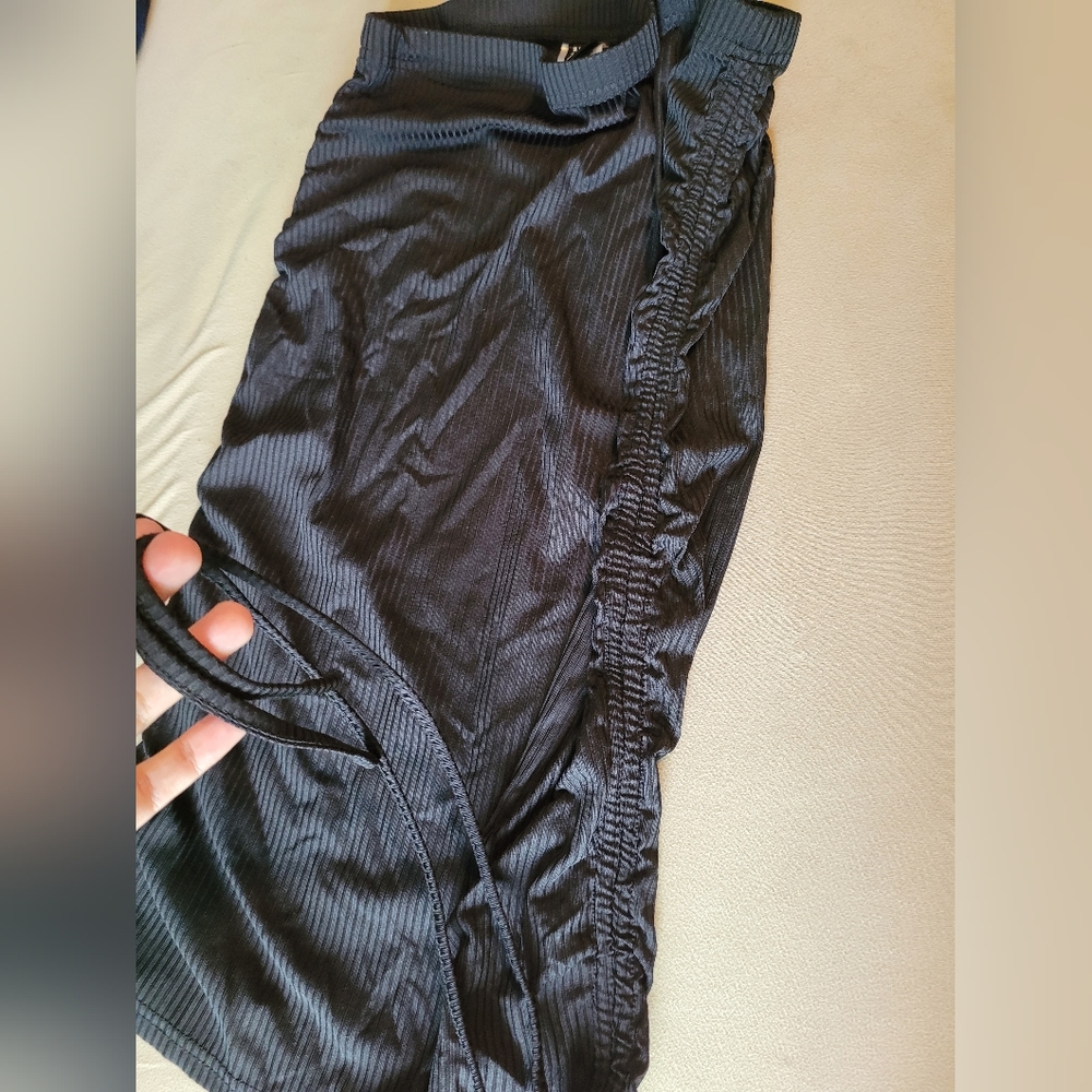 Runched skirt - Picture 3 of 3